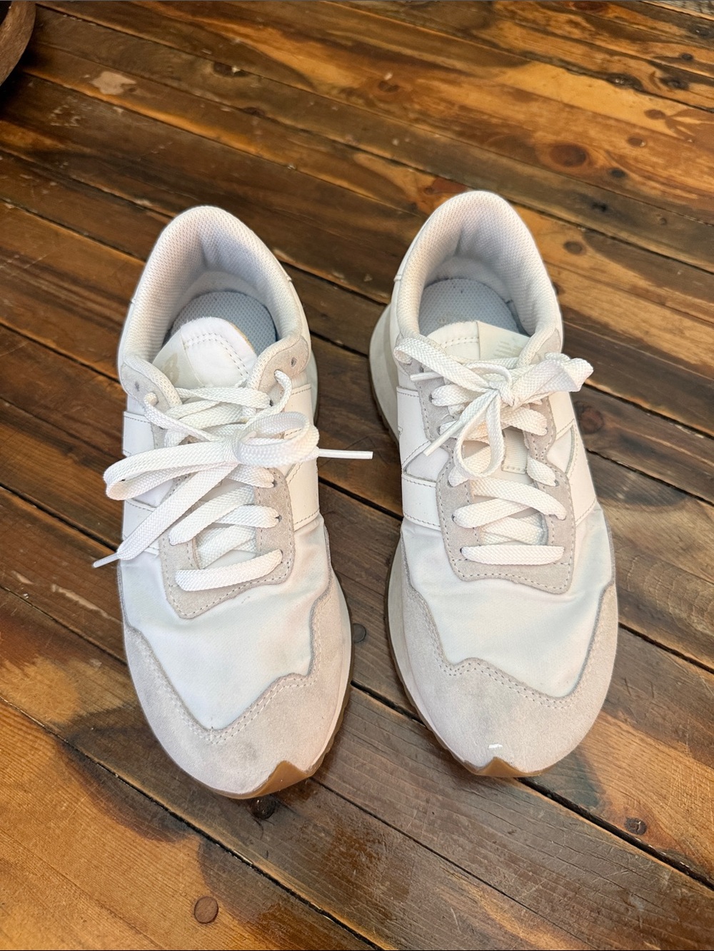New Balance 237 - Picture 2 of 8